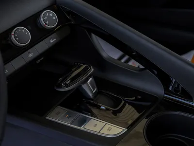 2025 هيونداي النترا