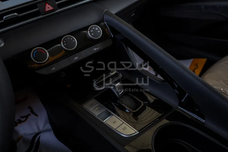 2025 هيونداي النترا