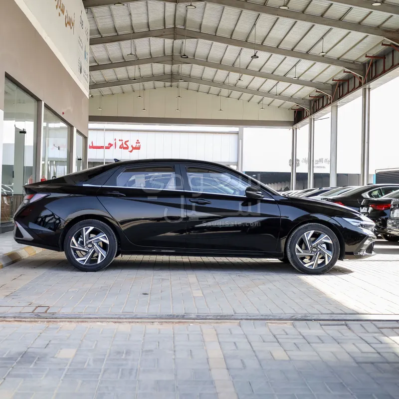 2025 هيونداي النترا