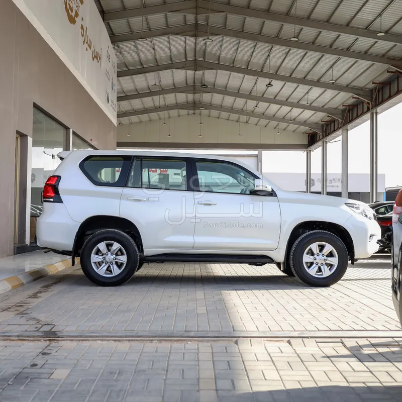 2023 تويوتا برادو تي اكس ال