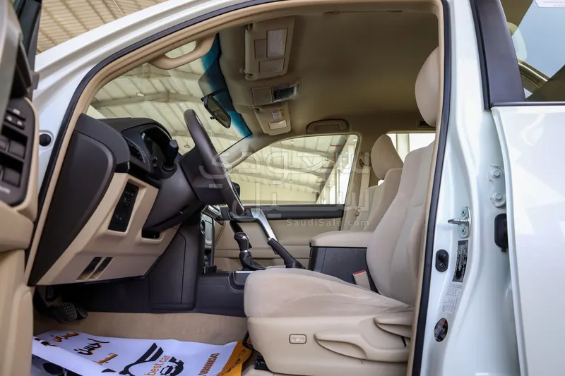 2023 تويوتا برادو تي اكس ال