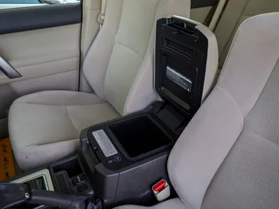 2023 تويوتا برادو تي اكس ال