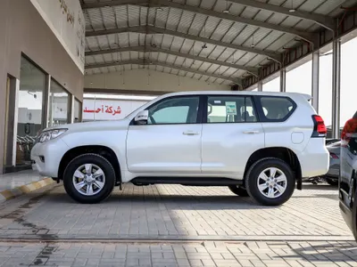 2023 تويوتا برادو تي اكس ال