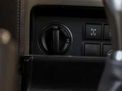 2023 تويوتا برادو تي اكس ال