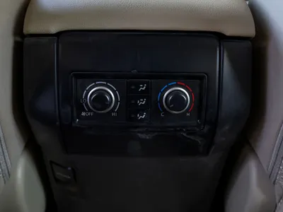 2023 تويوتا برادو تي اكس ال