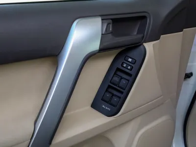 2023 تويوتا برادو تي اكس ال