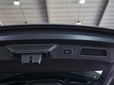 2020 لاند روفر رينج روفر فيلار فيلار