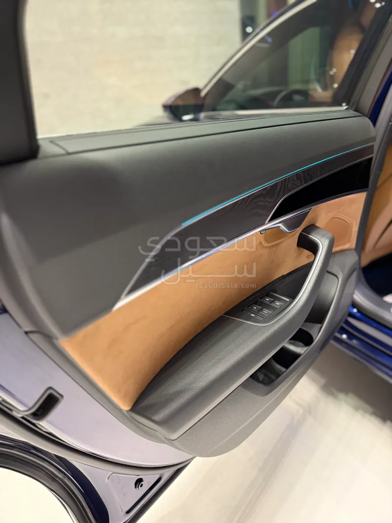 2019 اودي اي 8 ال 55تي اف اس أي