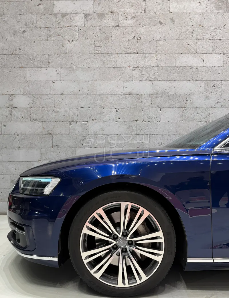 2019 اودي اي 8 ال 55تي اف اس أي