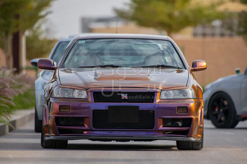 2002 نيسان سكاي لاين