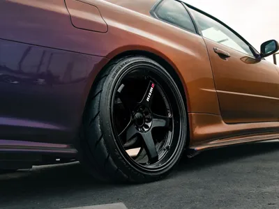 2002 نيسان سكاي لاين