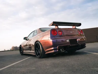 2002 نيسان سكاي لاين