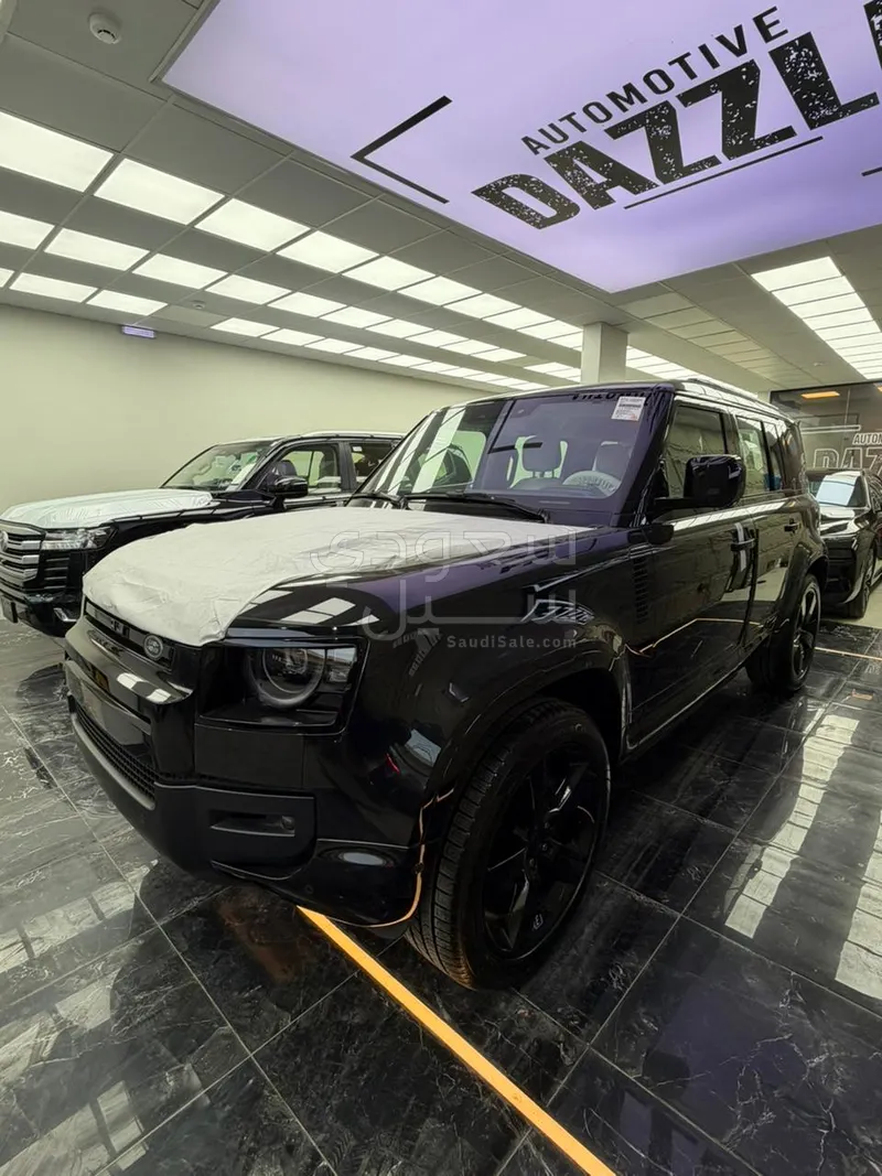 2026 لاند روفر ديفيندر 110