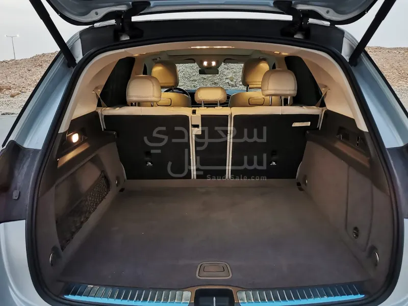 2020 مرسيدس - بنز جي إل إي 450