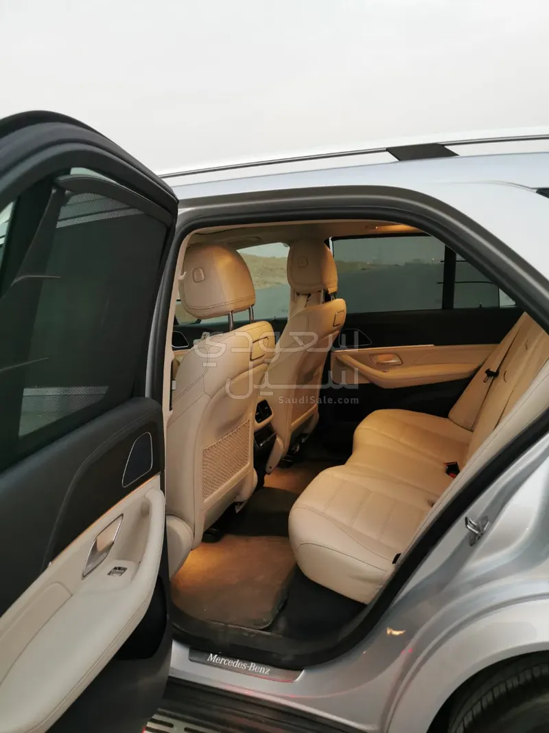 2020 مرسيدس - بنز جي إل إي 450