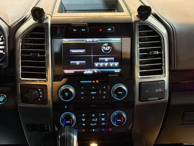 2016 فورد اف 150 بلاتينيوم