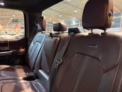 2016 فورد اف 150 بلاتينيوم