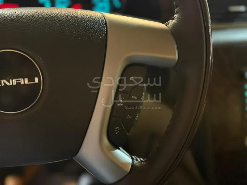 2009 جي ام سي يوكون دينالي اكس ال