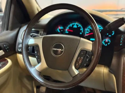 2009 جي ام سي يوكون دينالي اكس ال