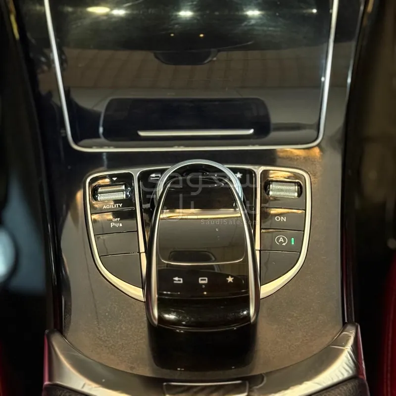 2015 مرسيدس - بنز سي 200