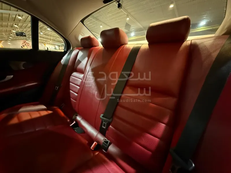 2015 مرسيدس - بنز سي 200