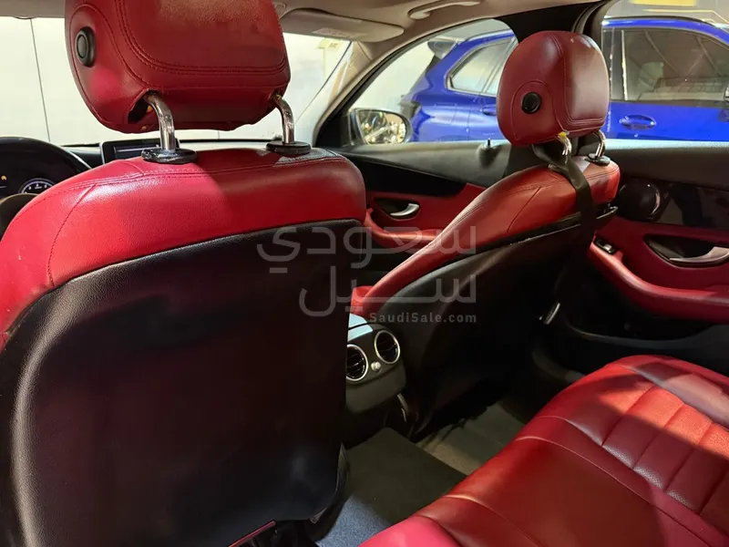 2015 مرسيدس - بنز سي 200