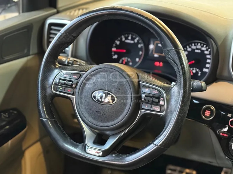 2017 كيا سبورتج