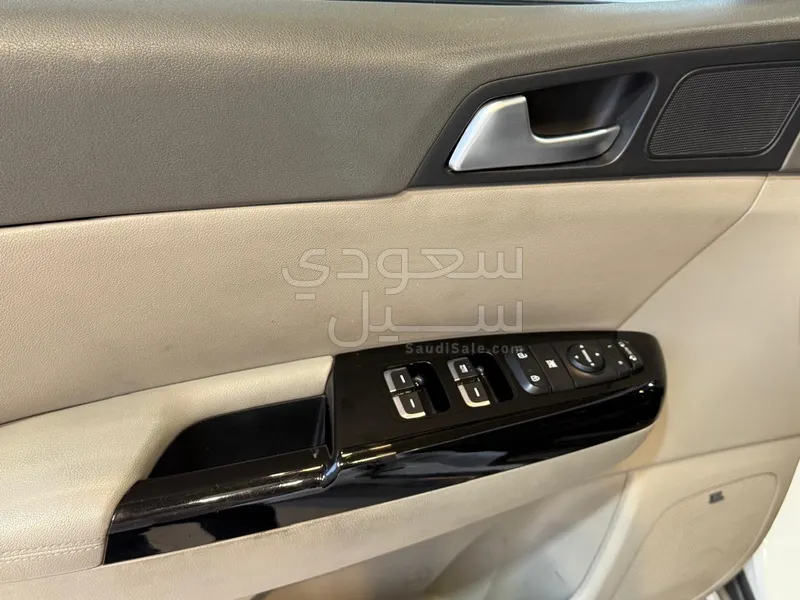 2017 كيا سبورتج