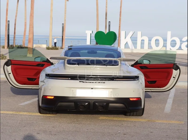 2025 بورش 911 كاريرا 4 جي تي اس