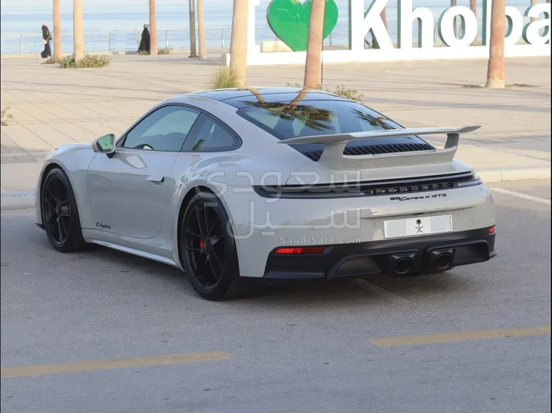 2025 بورش 911 كاريرا 4 جي تي اس