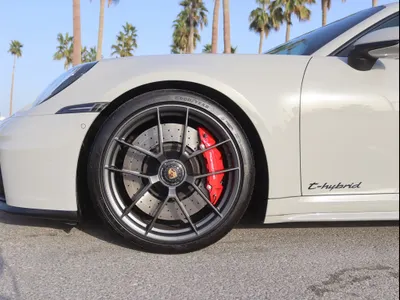2025 بورش 911 كاريرا 4 جي تي اس