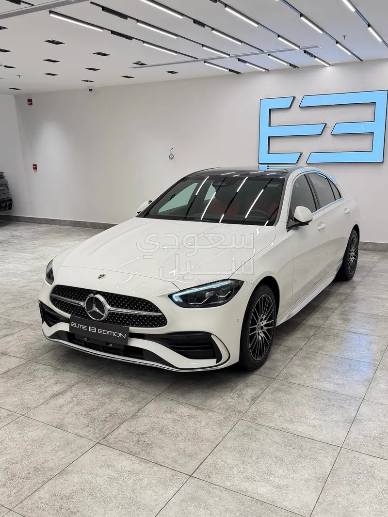 2023 مرسيدس - بنز سي 200