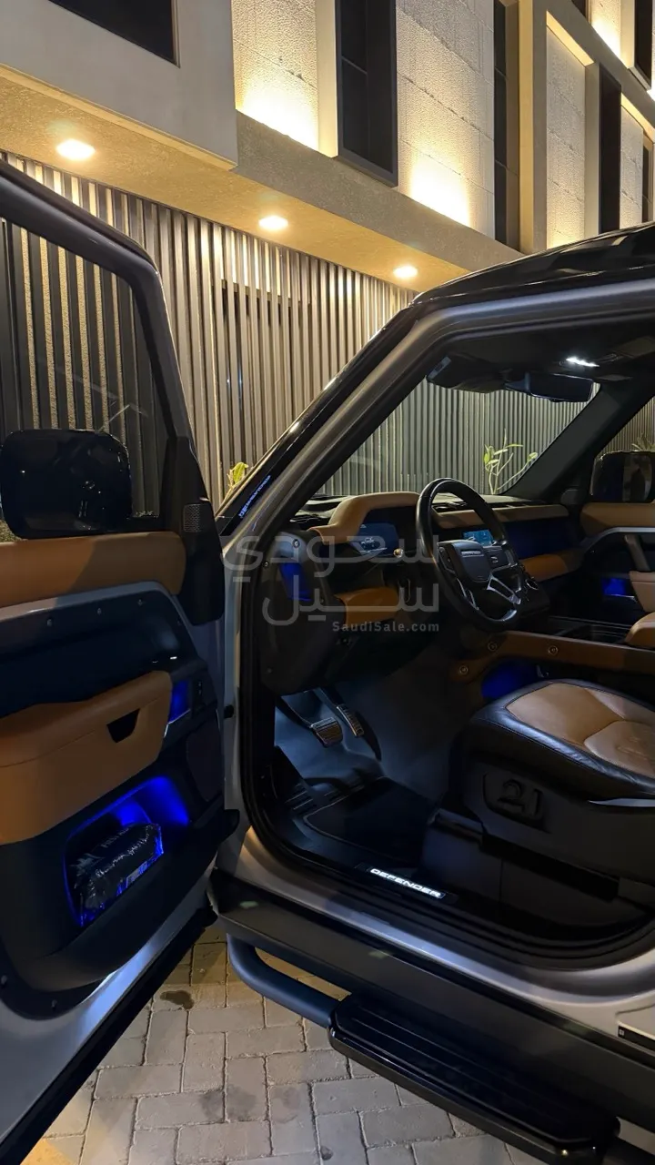 2021 لاند روفر ديفيندر اكس