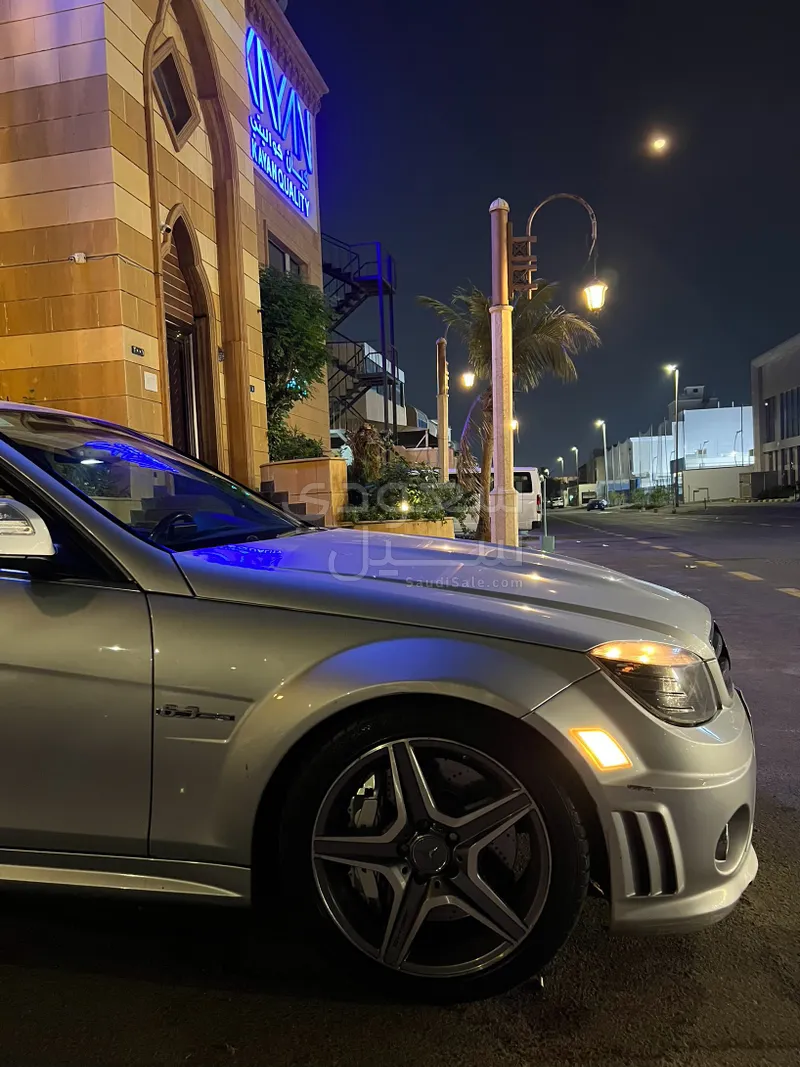 2008 مرسيدس - بنز سي 63 أي إم جي