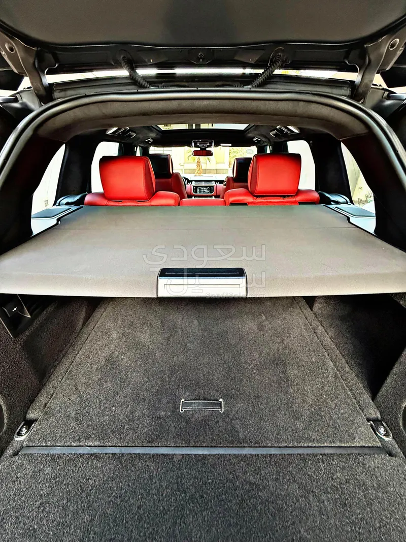 2015 لاند روفر رينج روفر فوج اوتوبيوغرافي