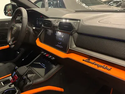 2025 لمبرجيني اوروس