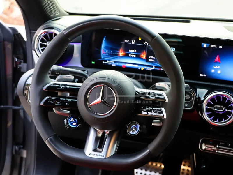 2024 مرسيدس - بنز سي إل أي 45 إس