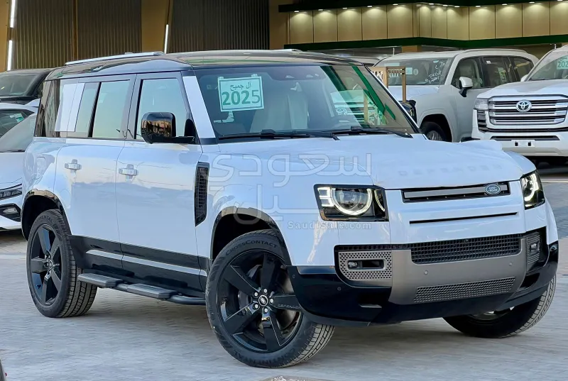 2025 لاند روفر ديفيندر اكس داينمك