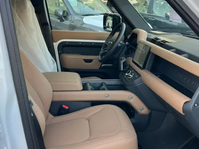 2025 لاند روفر ديفيندر اكس داينمك