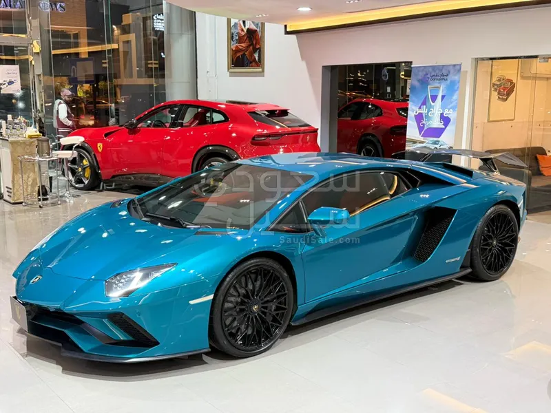 2018 لمبرجيني افنتادور اس