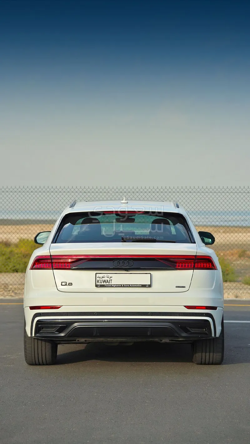 2023 اودي كيو 8 اس لاين