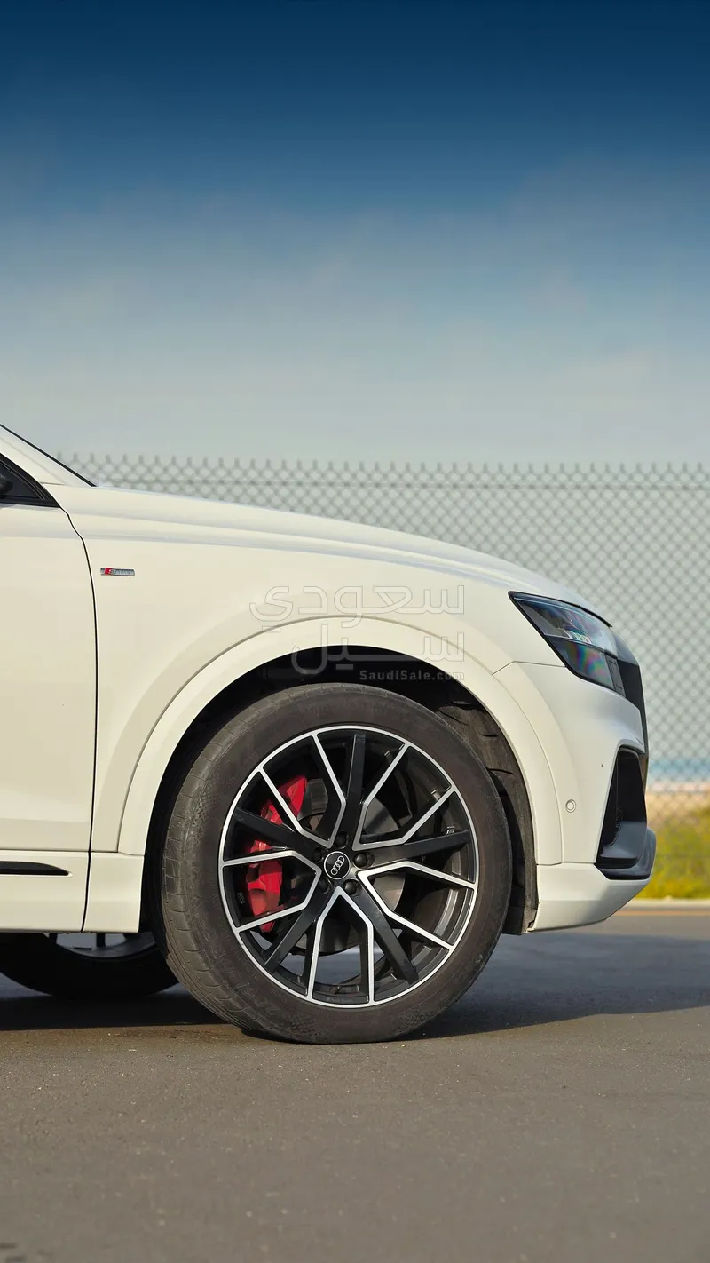 2023 اودي كيو 8 اس لاين