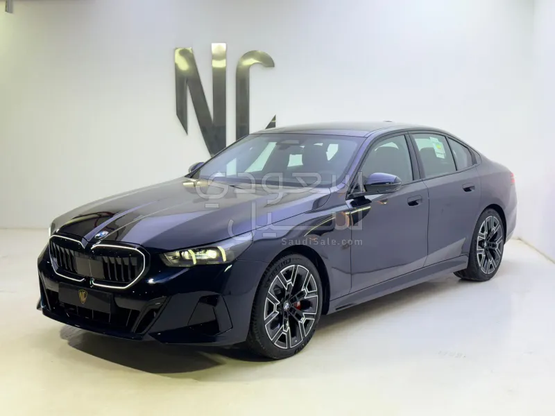 2026 بي ام دبليو الفئة الخامسة 520 أي