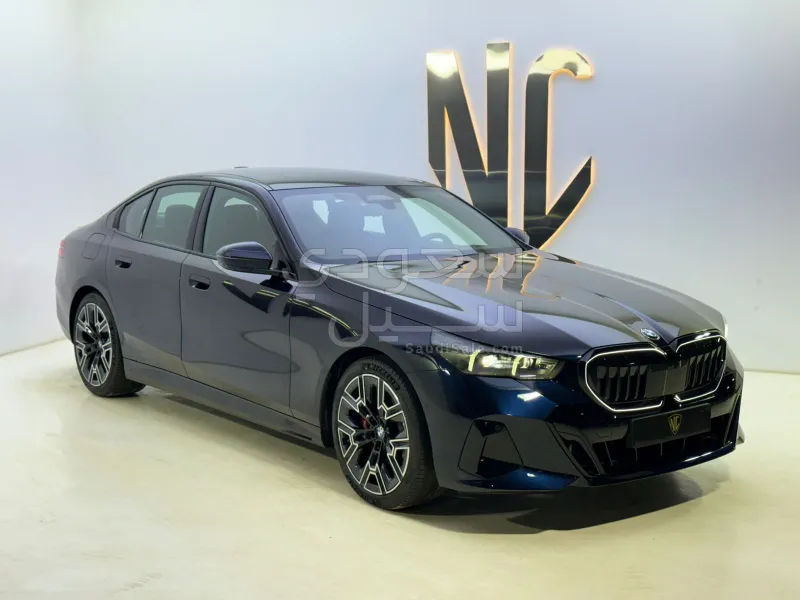 2026 بي ام دبليو الفئة الخامسة 520 أي