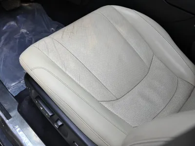 2017 لكزس إل إكس 570