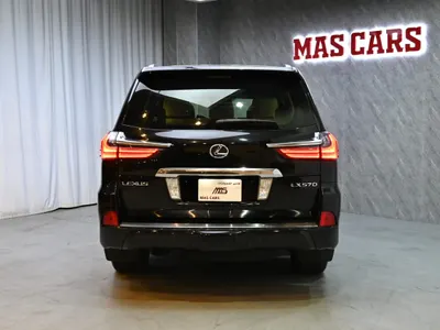2017 لكزس إل إكس 570