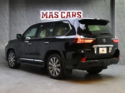 2017 لكزس إل إكس 570