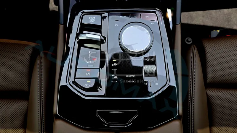 2025 بي ام دبليو الفئة الخامسة 520 أي