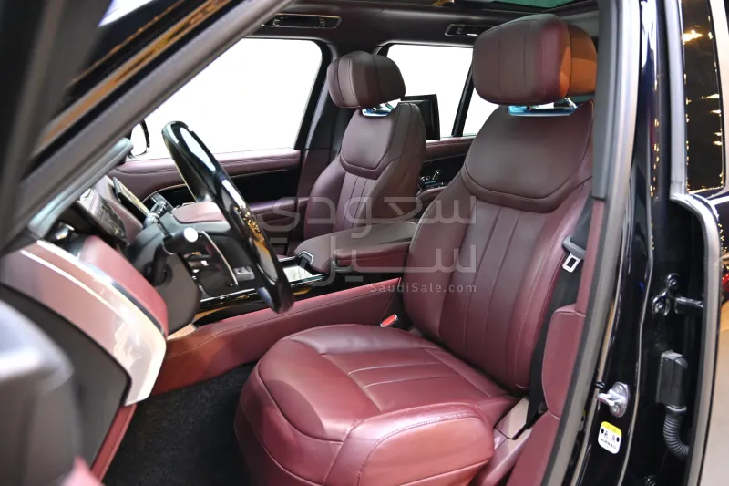 2024 لاند روفر رينج روفر فوج اوتوبيوغرافي