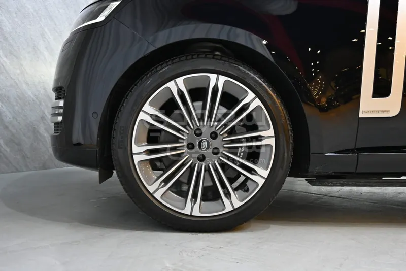 2024 لاند روفر رينج روفر فوج اوتوبيوغرافي